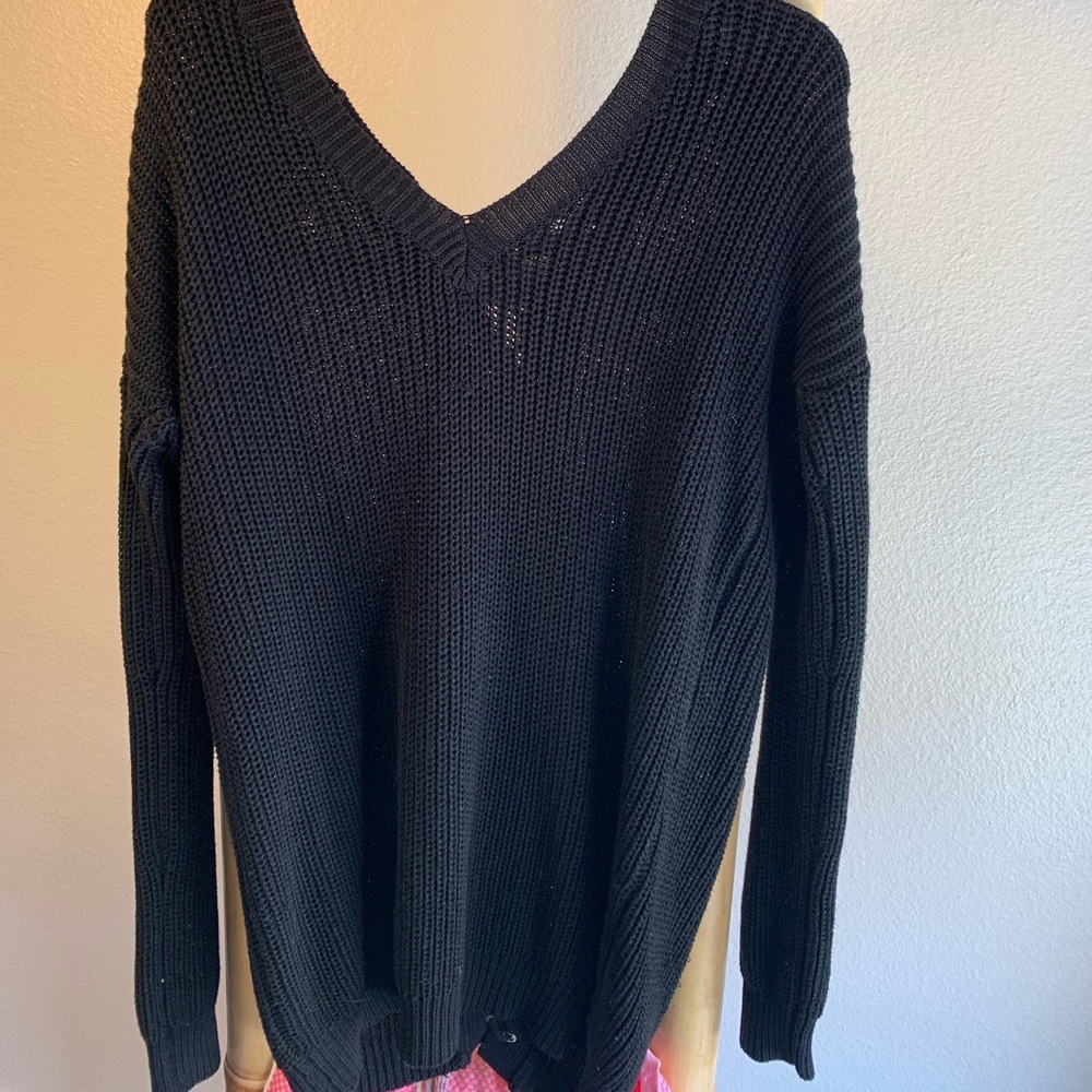 Black sweater & ties in back oversized- like new